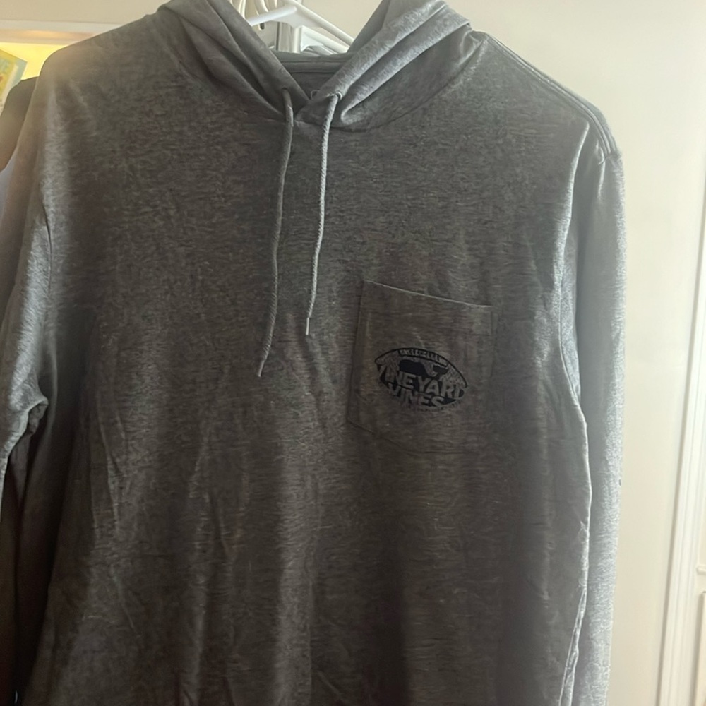Vineyard vines tee hoodie